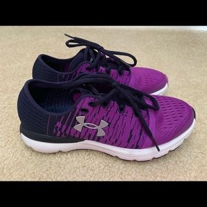NWOT Under Armour Women’s Running Shoe